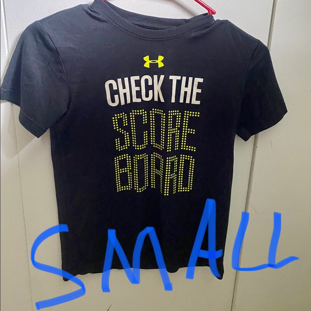 Big Boys Size Small Under Armour Shirt